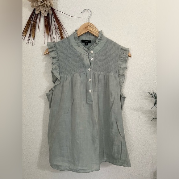 J. Crew Smocked Ruffle Gauze Sleeveless Top Mint Green Size M - Picture 4 of 10